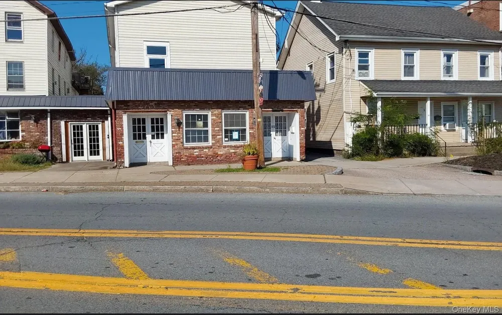 15 Goshen Avenue #2 Washingtonville, NY 10992