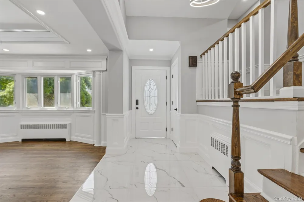 2599 Orr Street Merrick, NY 11566