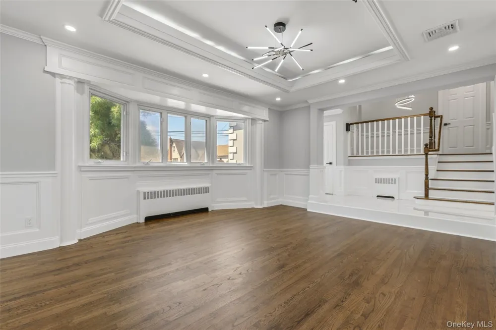 2599 Orr Street Merrick, NY 11566