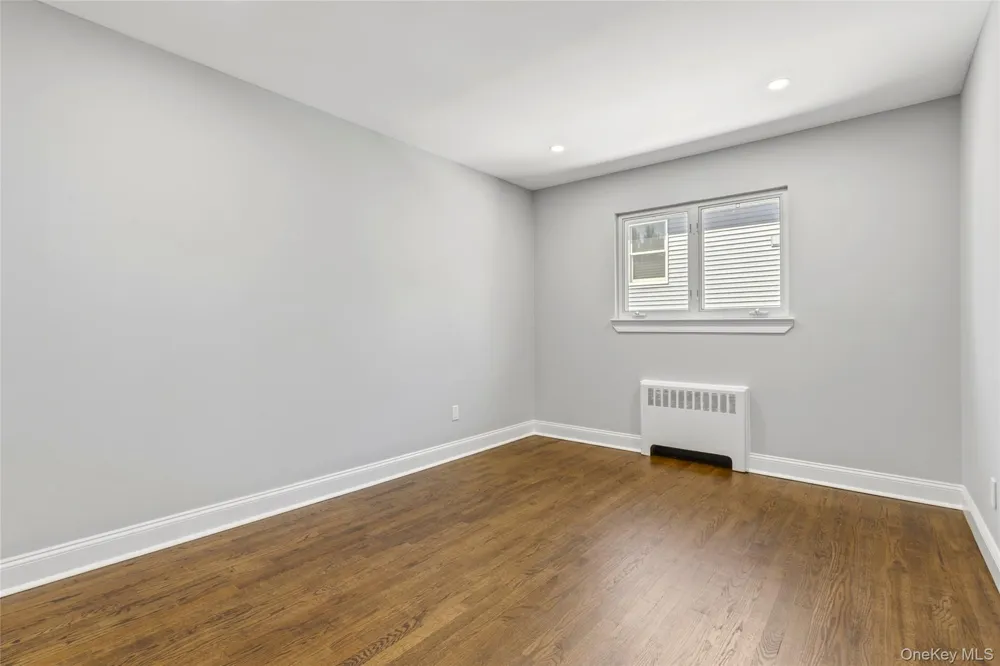 2599 Orr Street Merrick, NY 11566