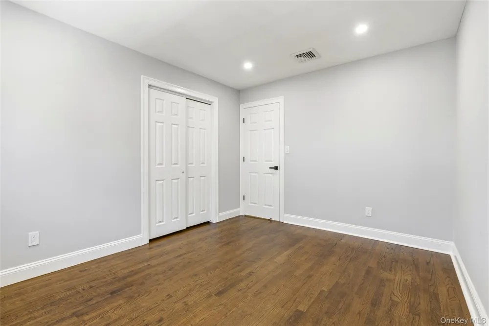 2599 Orr Street Merrick, NY 11566