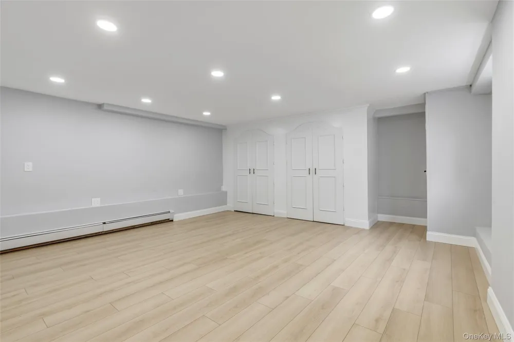 2599 Orr Street Merrick, NY 11566