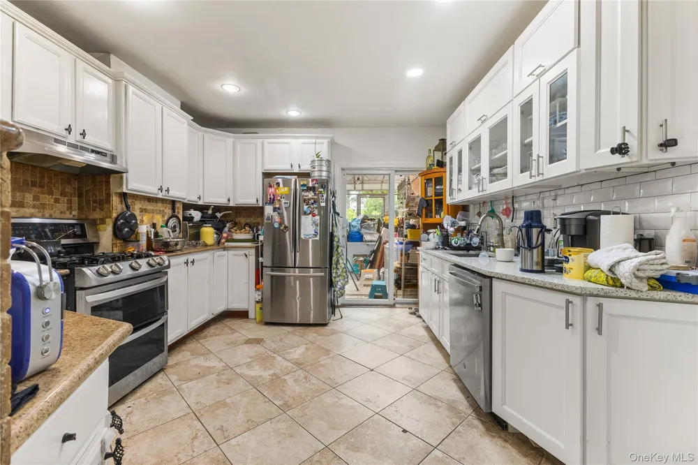 85-40 79th Street Woodhaven, NY 11421