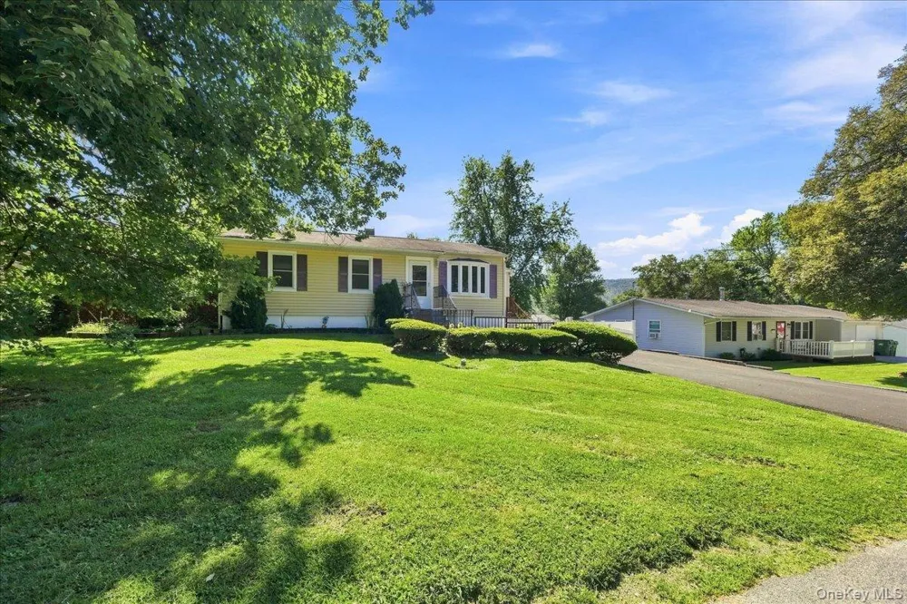 34 Fairfax Road Fishkill, NY 12524