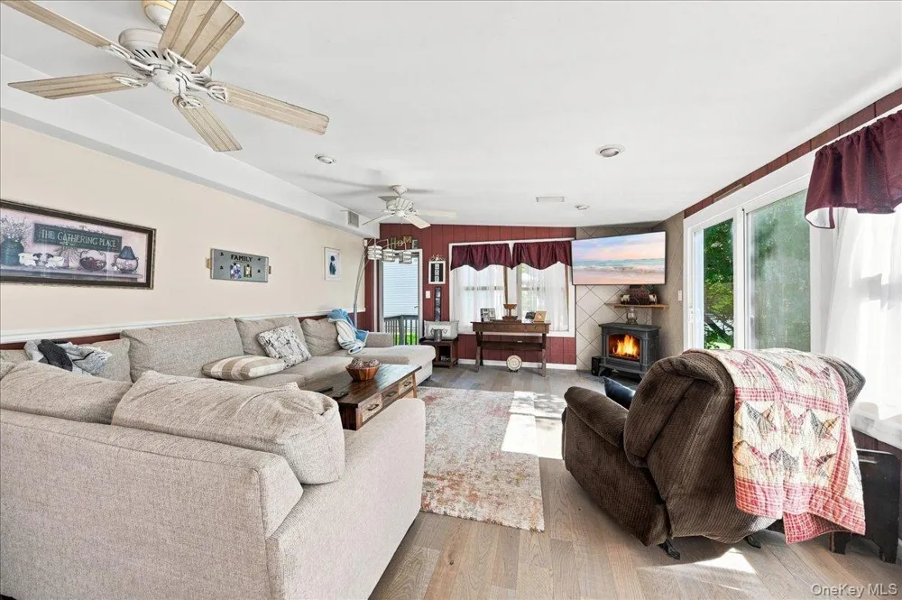 34 Fairfax Road Fishkill, NY 12524