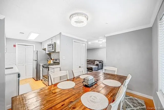 275 Birchwood Road Medford, NY 11763