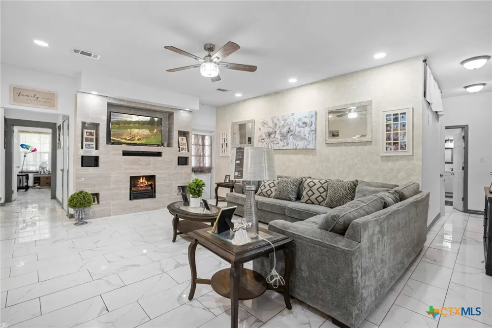 811 Ward Street Marlin, TX 76661