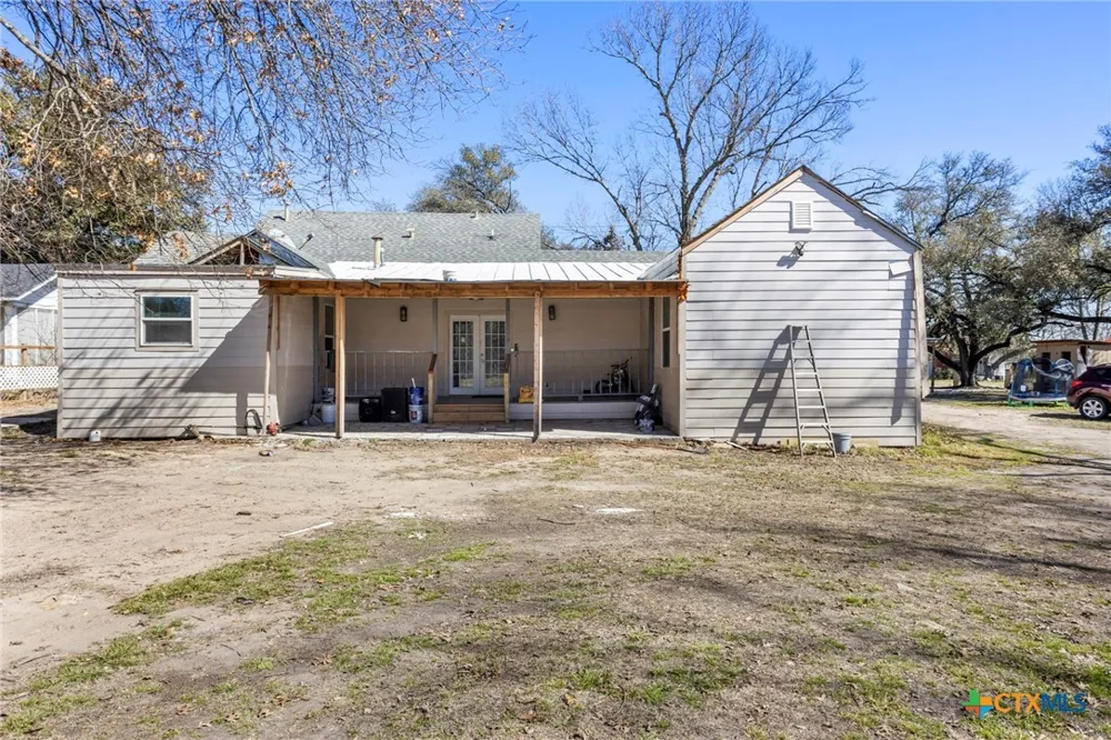 811 Ward Street Marlin, TX 76661