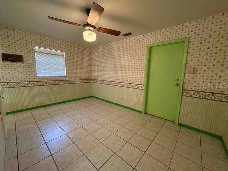 Address Not Shown Mulberry, FL 33860