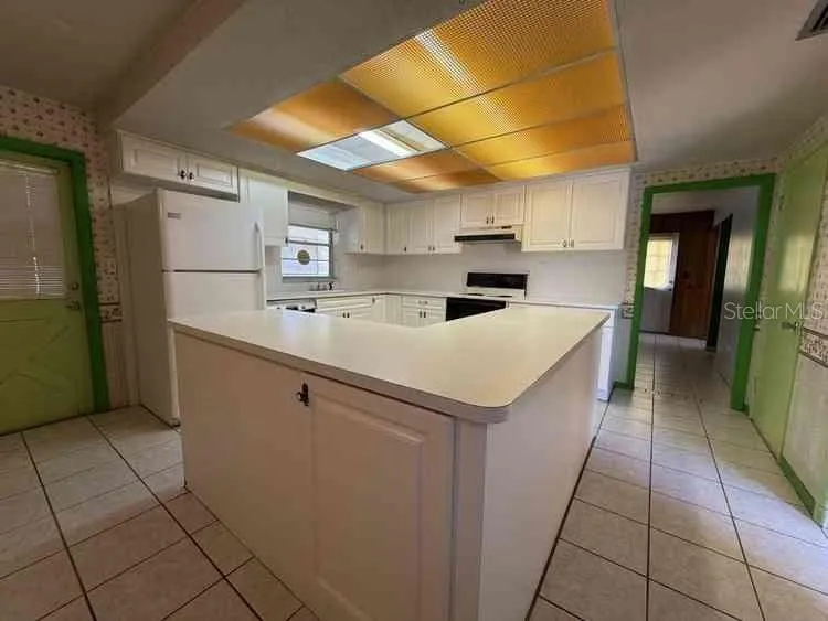 Address Not Shown Mulberry, FL 33860