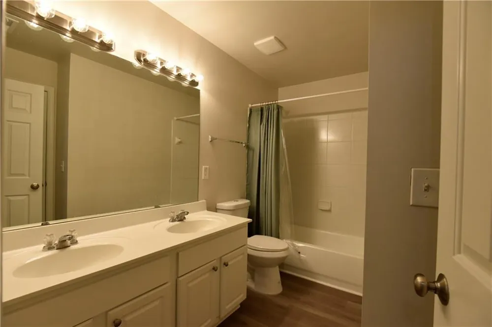 2115 Vistoria Drive Cumming, GA 30041