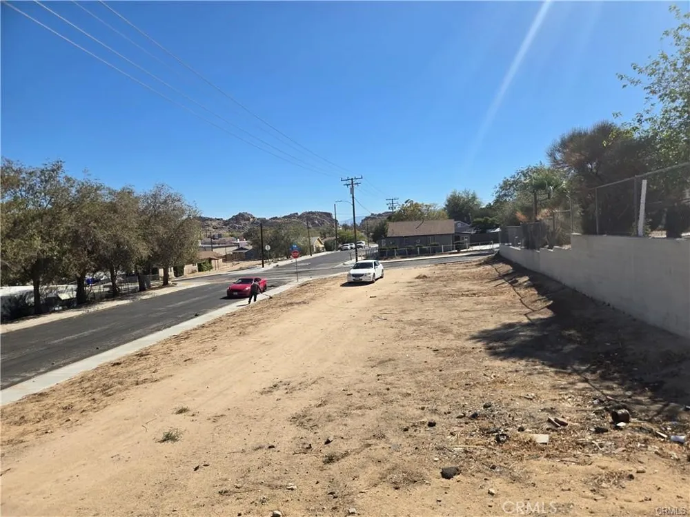 third st Victorville, CA 92395