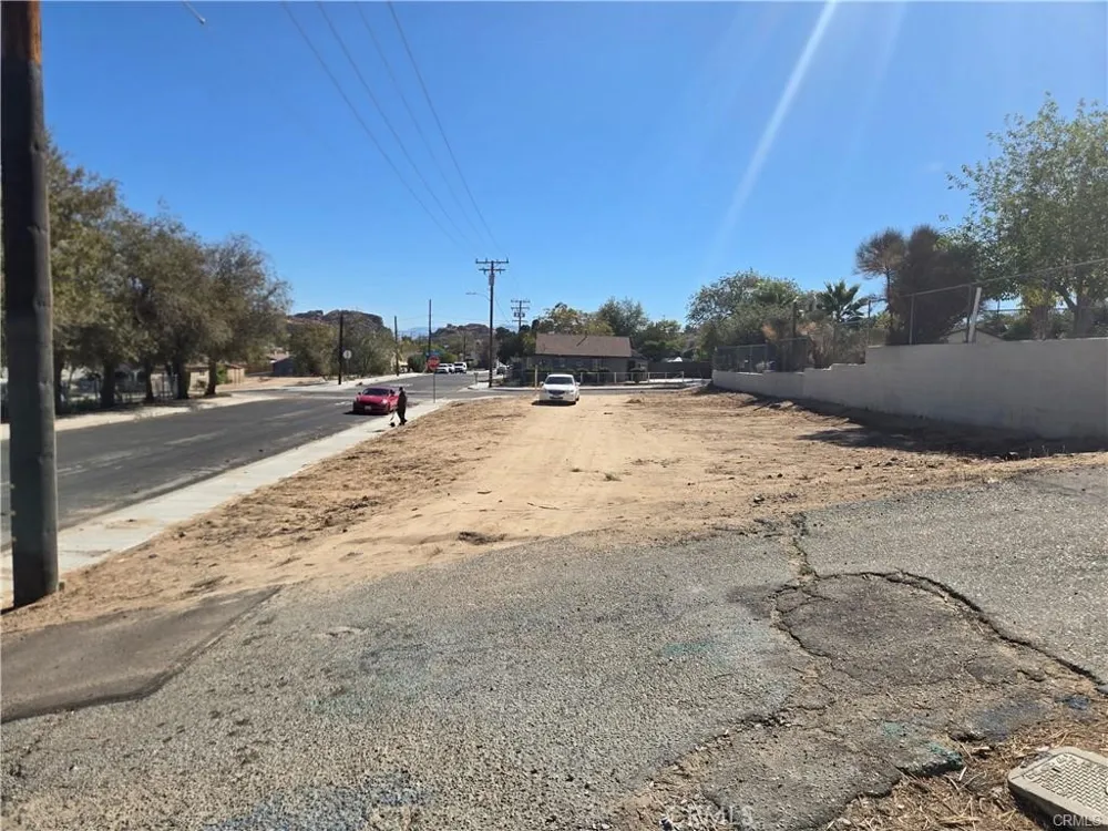 third st Victorville, CA 92395