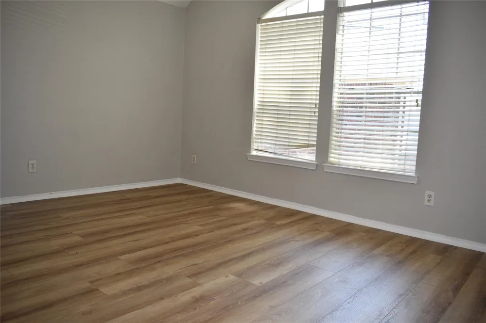 4214 Creek Ridge Lane Missouri City, TX 77459