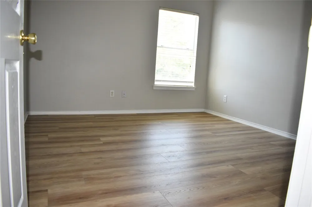 4214 Creek Ridge Lane Missouri City, TX 77459
