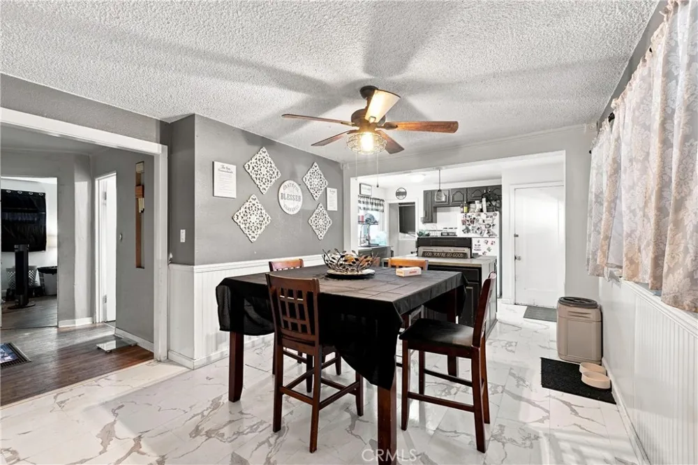 9606 Palmetto Fontana, CA 92335