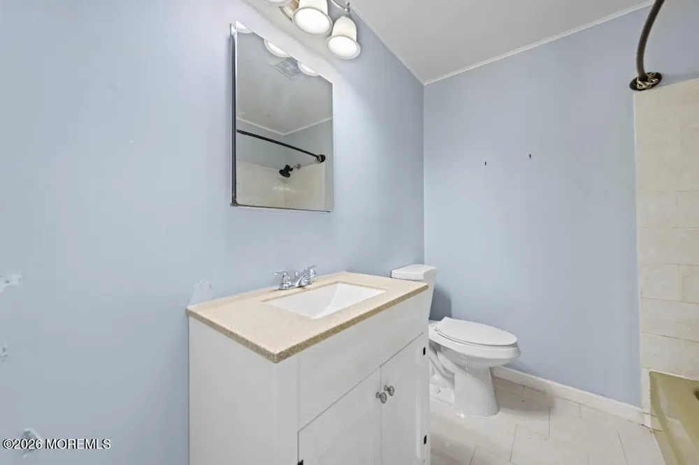 14 Oneida Avenue Waretown, NJ 08758