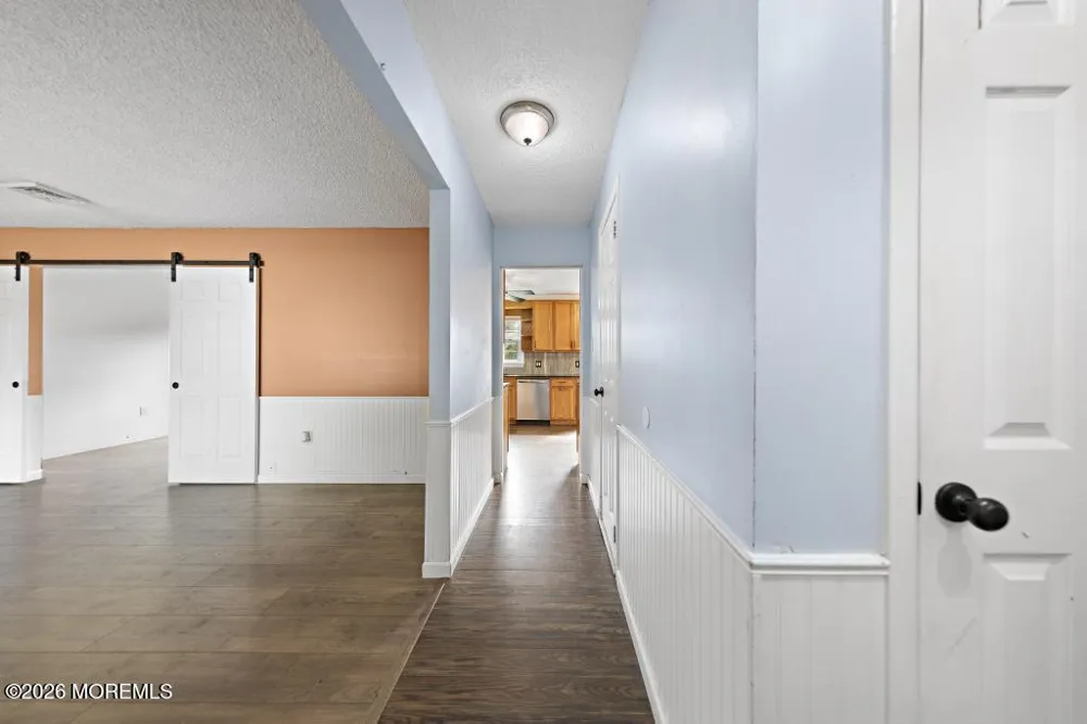 14 Oneida Avenue Waretown, NJ 08758