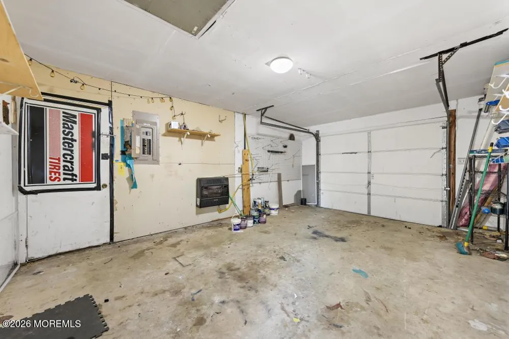 14 Oneida Avenue Waretown, NJ 08758