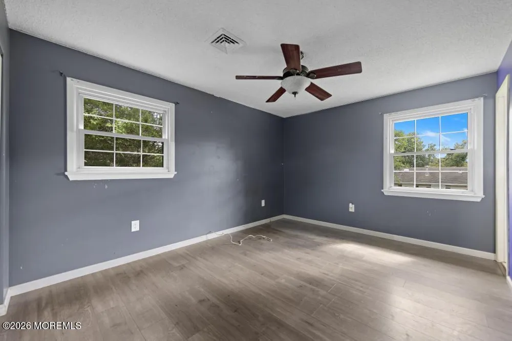 14 Oneida Avenue Waretown, NJ 08758