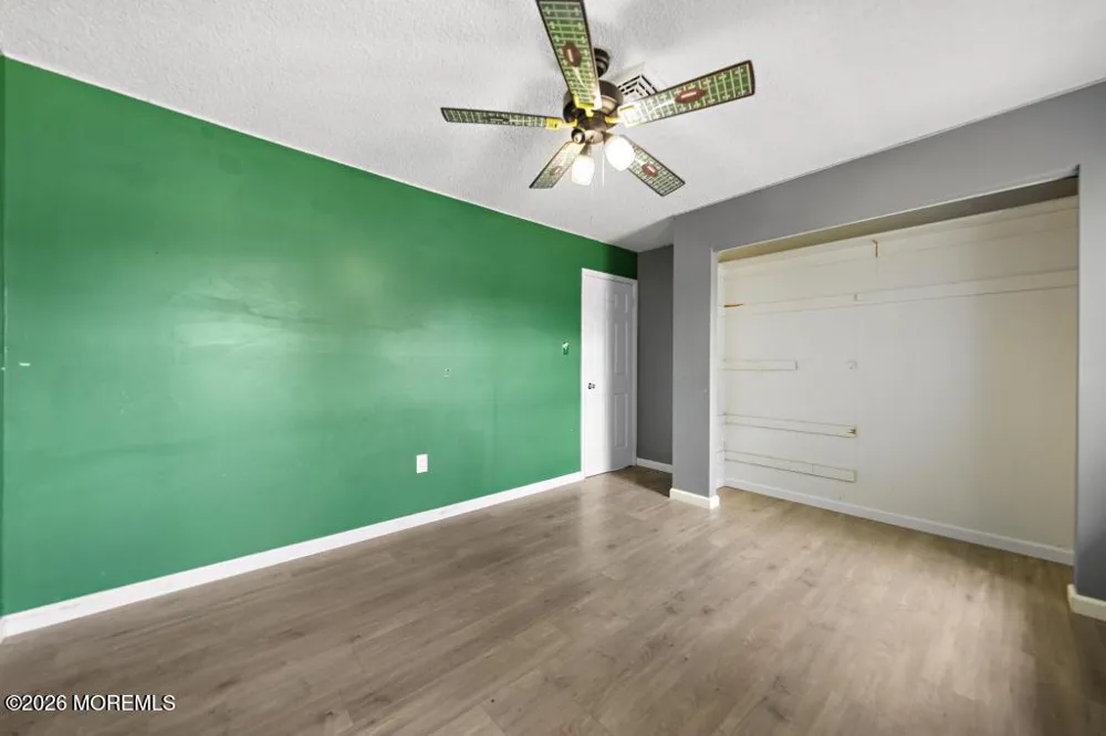 14 Oneida Avenue Waretown, NJ 08758