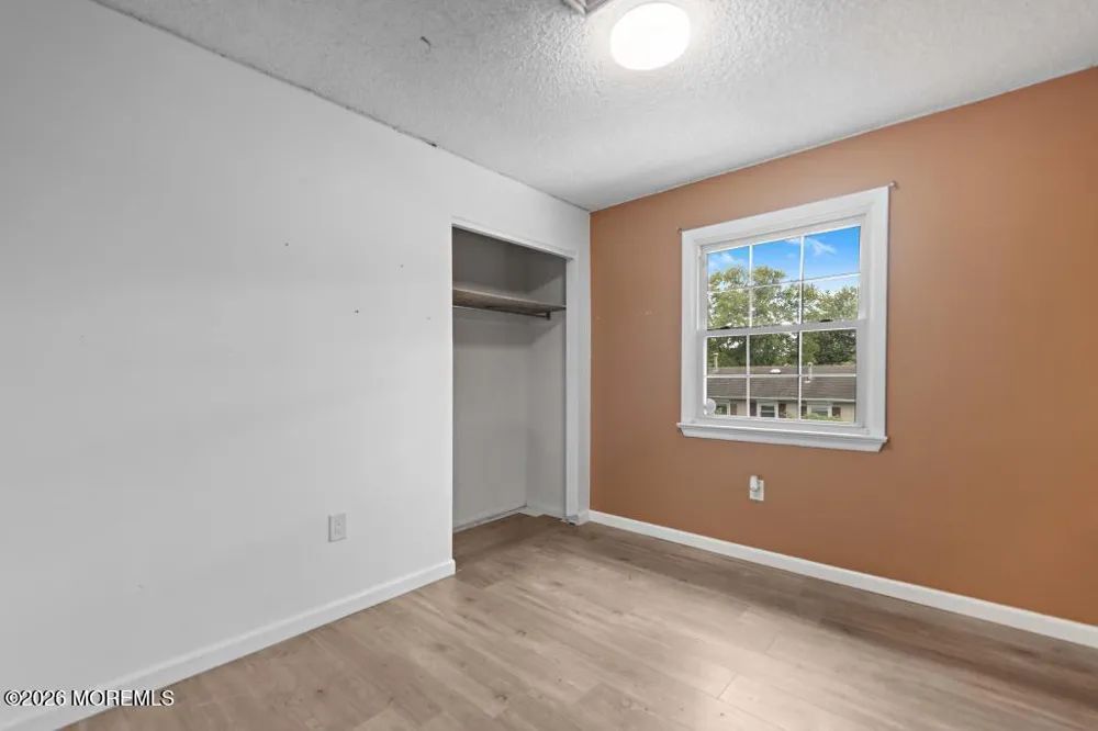 14 Oneida Avenue Waretown, NJ 08758