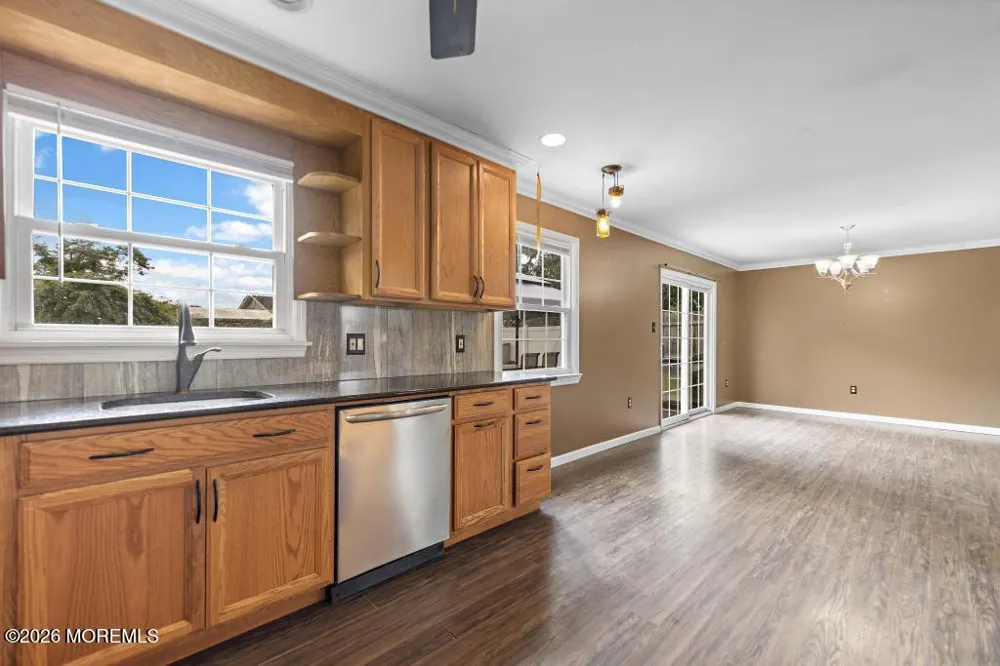 14 Oneida Avenue Waretown, NJ 08758