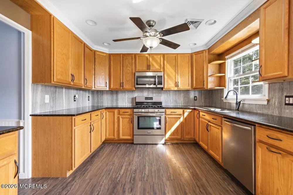 14 Oneida Avenue Waretown, NJ 08758