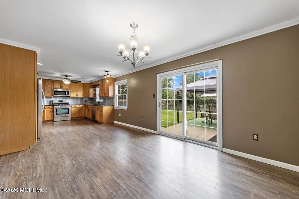 14 Oneida Avenue Waretown, NJ 08758