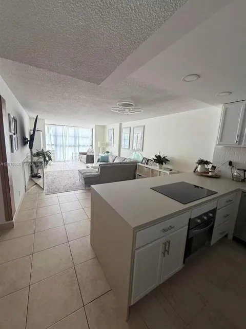 200 Leslie Dr #427