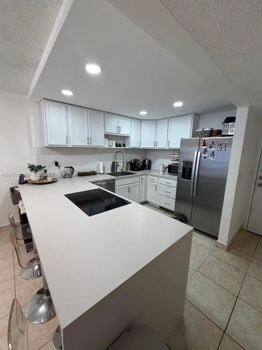 200 Leslie Dr #427 Hallandale Beach, FL 33009