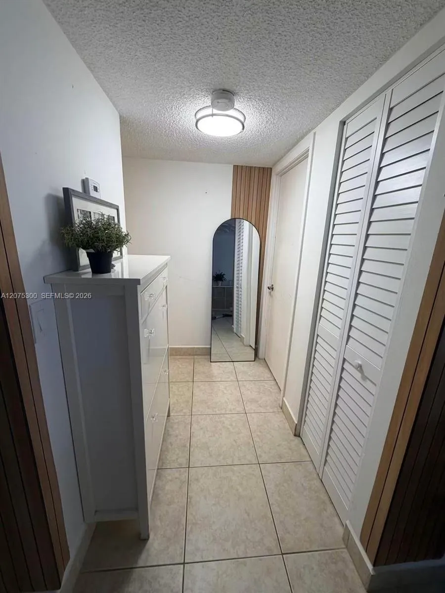 200 Leslie Dr #427 Hallandale Beach, FL 33009