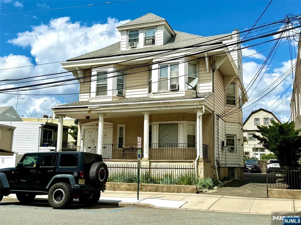 308-310 Cleveland Avenue 3 Harrison, NJ 07029