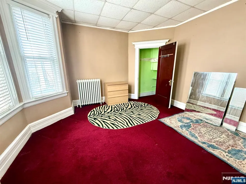 308-310 Cleveland Avenue 3 Harrison, NJ 07029