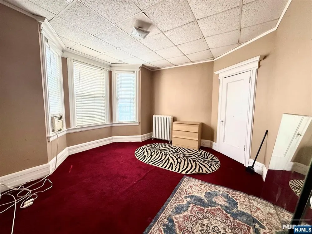 308-310 Cleveland Avenue 3 Harrison, NJ 07029