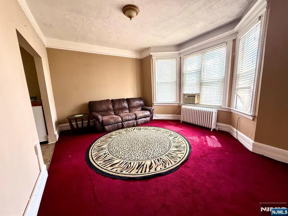 308-310 Cleveland Avenue 3 Harrison, NJ 07029