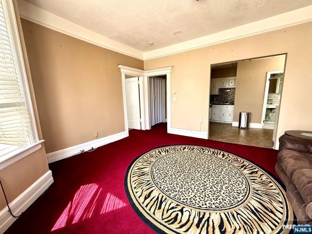 308-310 Cleveland Avenue 3 Harrison, NJ 07029