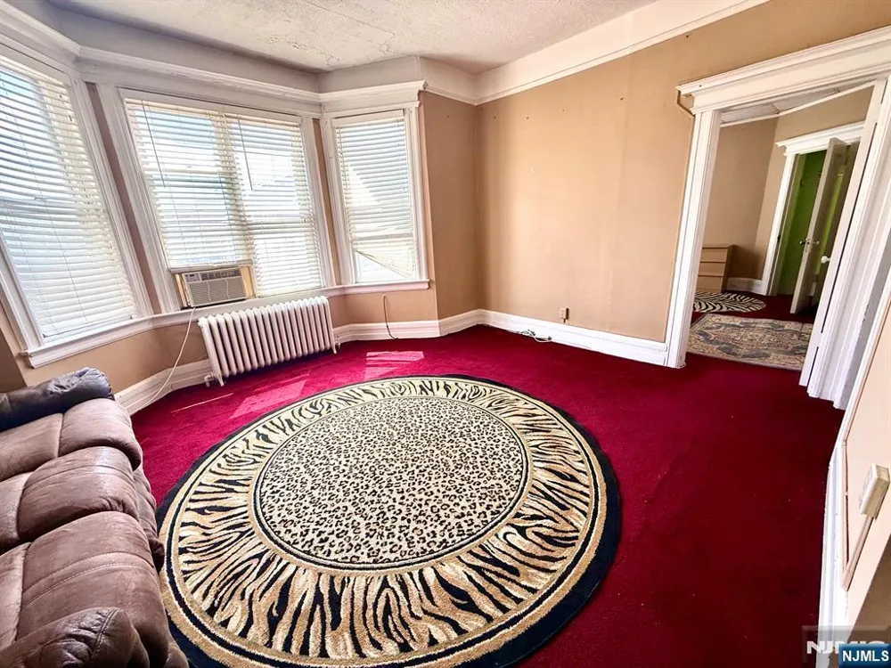 308-310 Cleveland Avenue 3 Harrison, NJ 07029