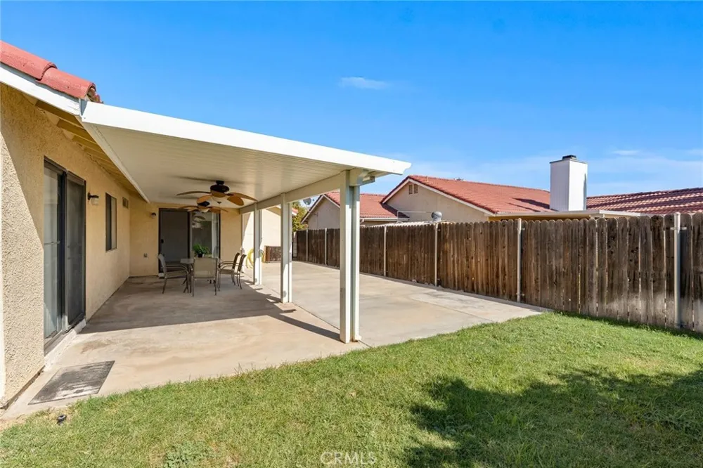1489 S Palm Avenue Hemet, CA 92543