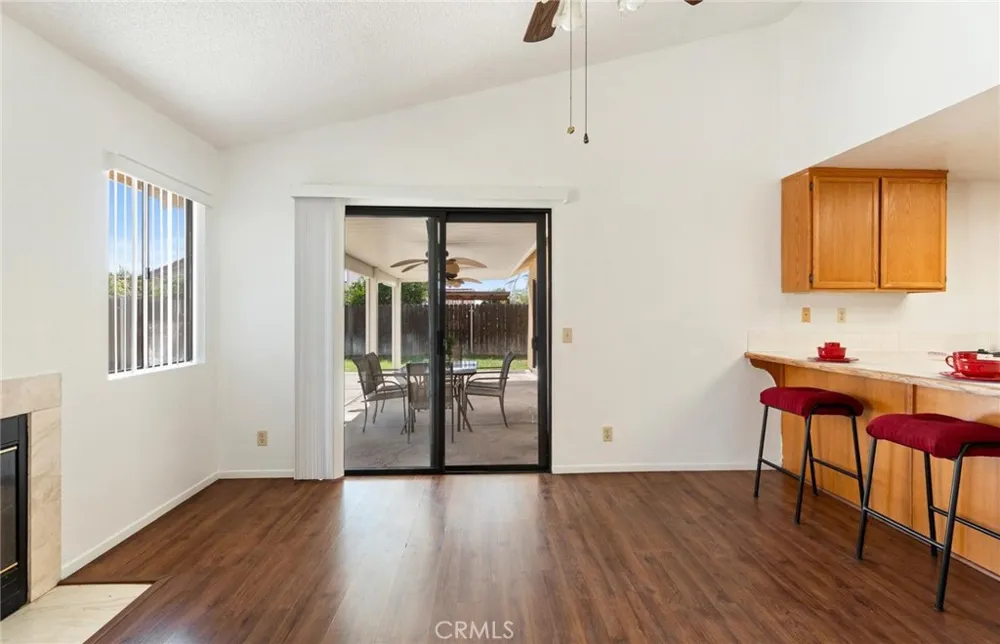 1489 S Palm Avenue Hemet, CA 92543