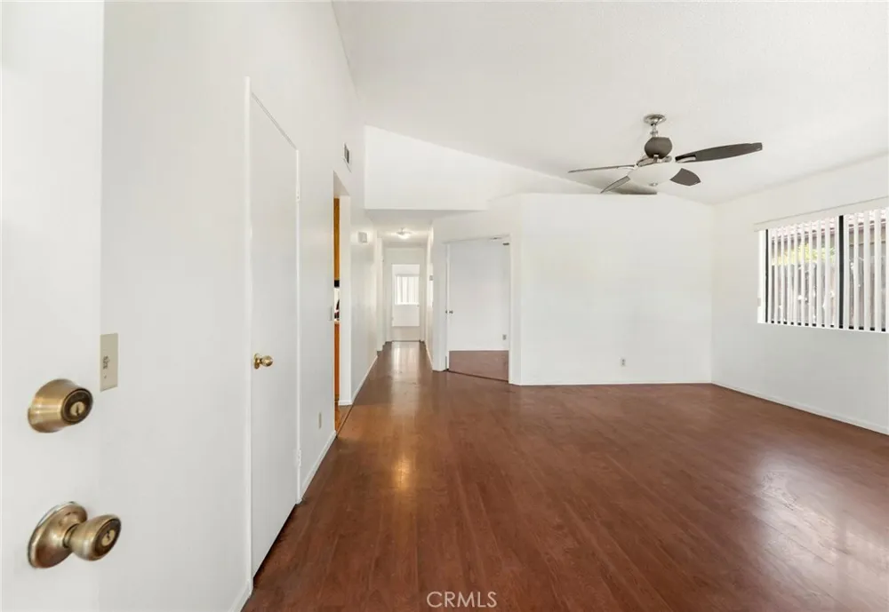 1489 S Palm Avenue Hemet, CA 92543