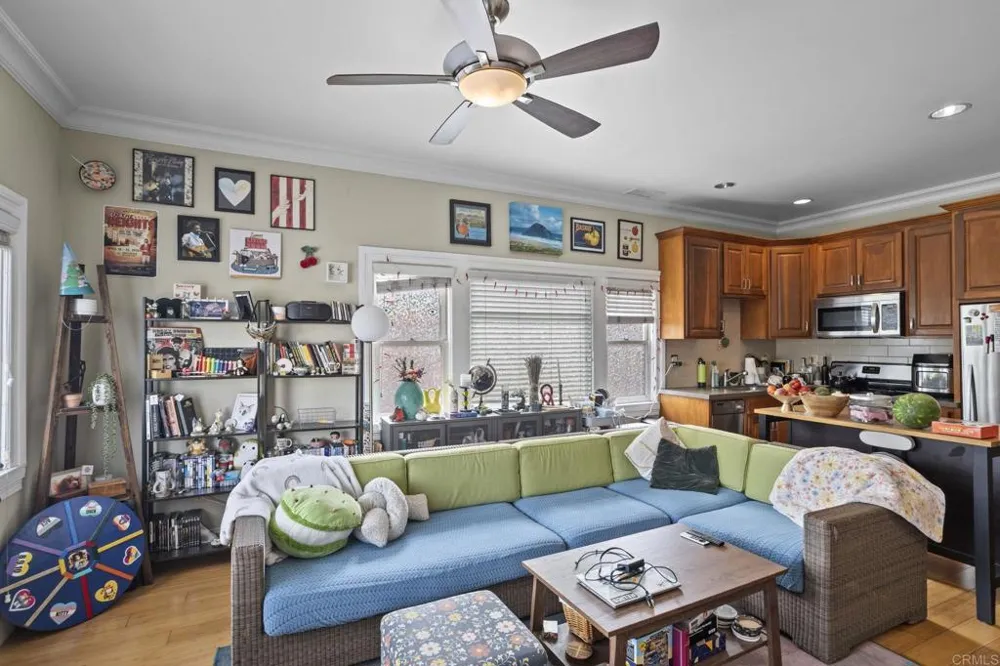 2528 E 10th Street Long Beach, CA 90804