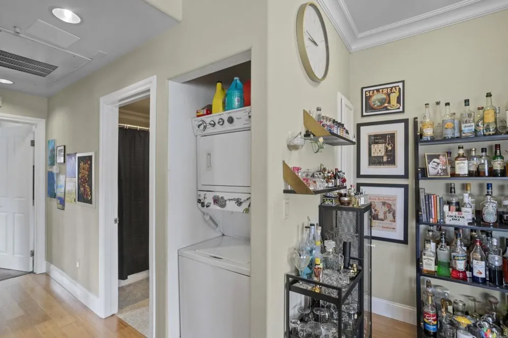 2528 E 10th Street Long Beach, CA 90804