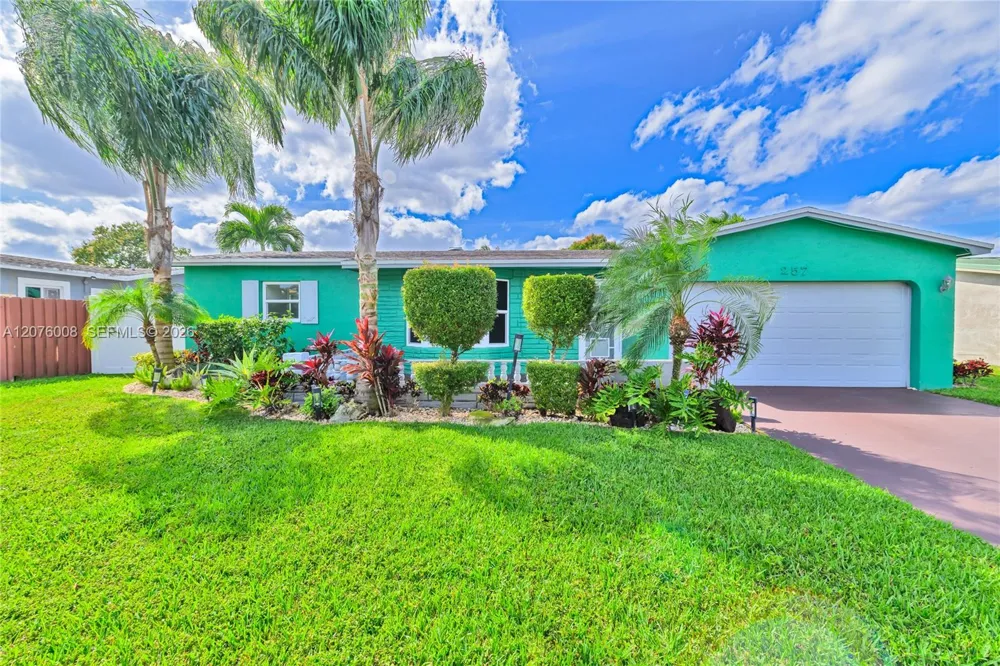 257 NW 79th Ave Margate, FL 33063