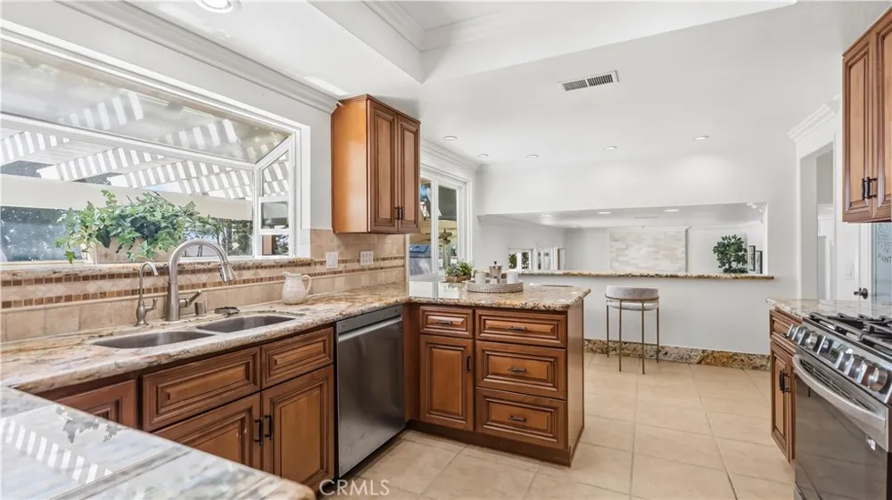 8449 Lemon Avenue Rancho Cucamonga, CA 91701