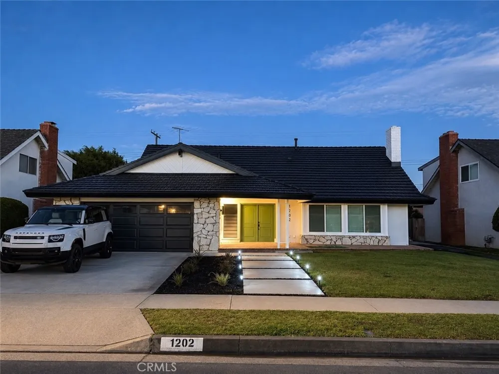 1202 Limerick Placentia, CA 92870