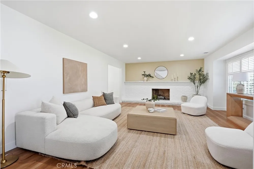 1202 Limerick Placentia, CA 92870