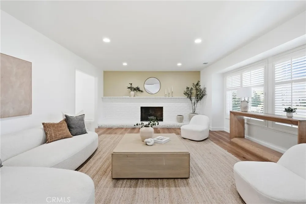 1202 Limerick Placentia, CA 92870