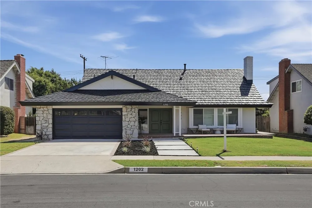 1202 Limerick Placentia, CA 92870