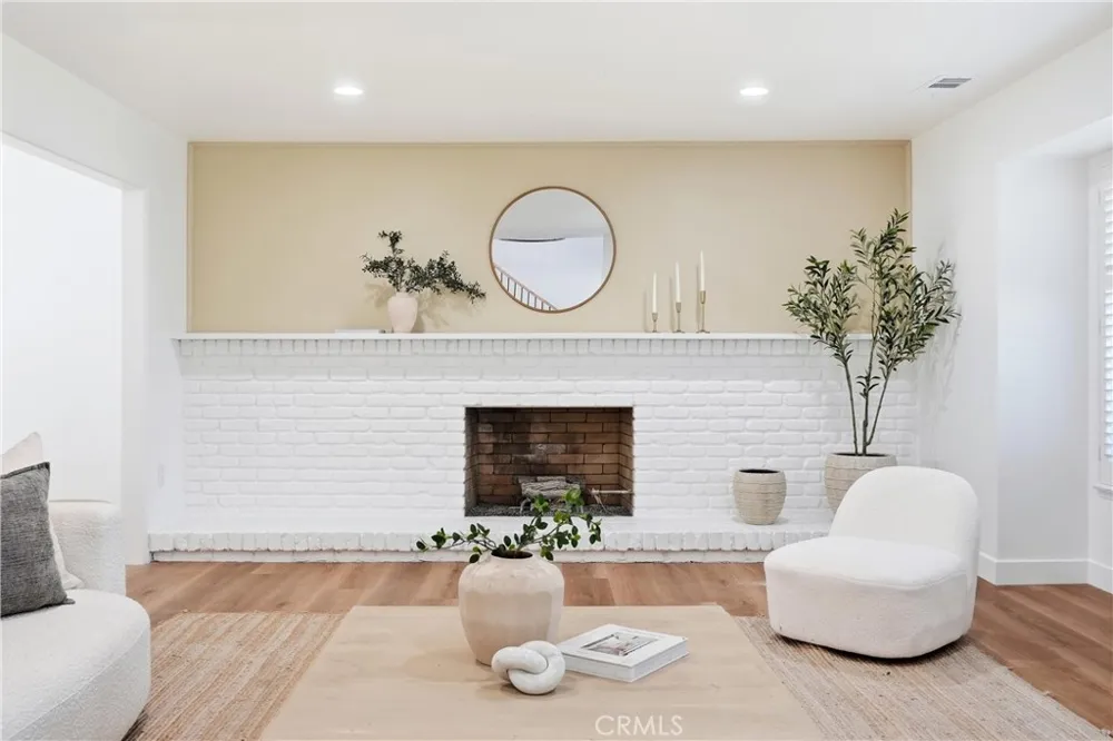 1202 Limerick Placentia, CA 92870